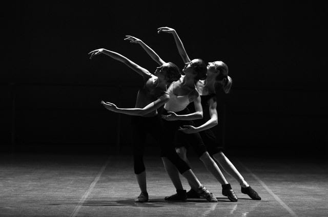 Women Dancing (Pexels)